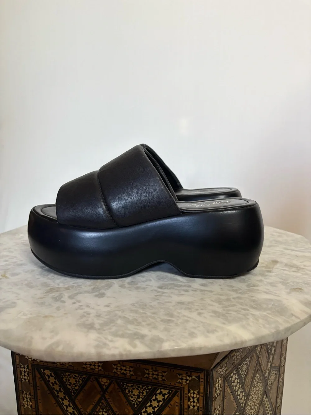 Seychelles “Sorry Bout It” Black Platform Slide Sandals Size 6 - Picture 4 of 7